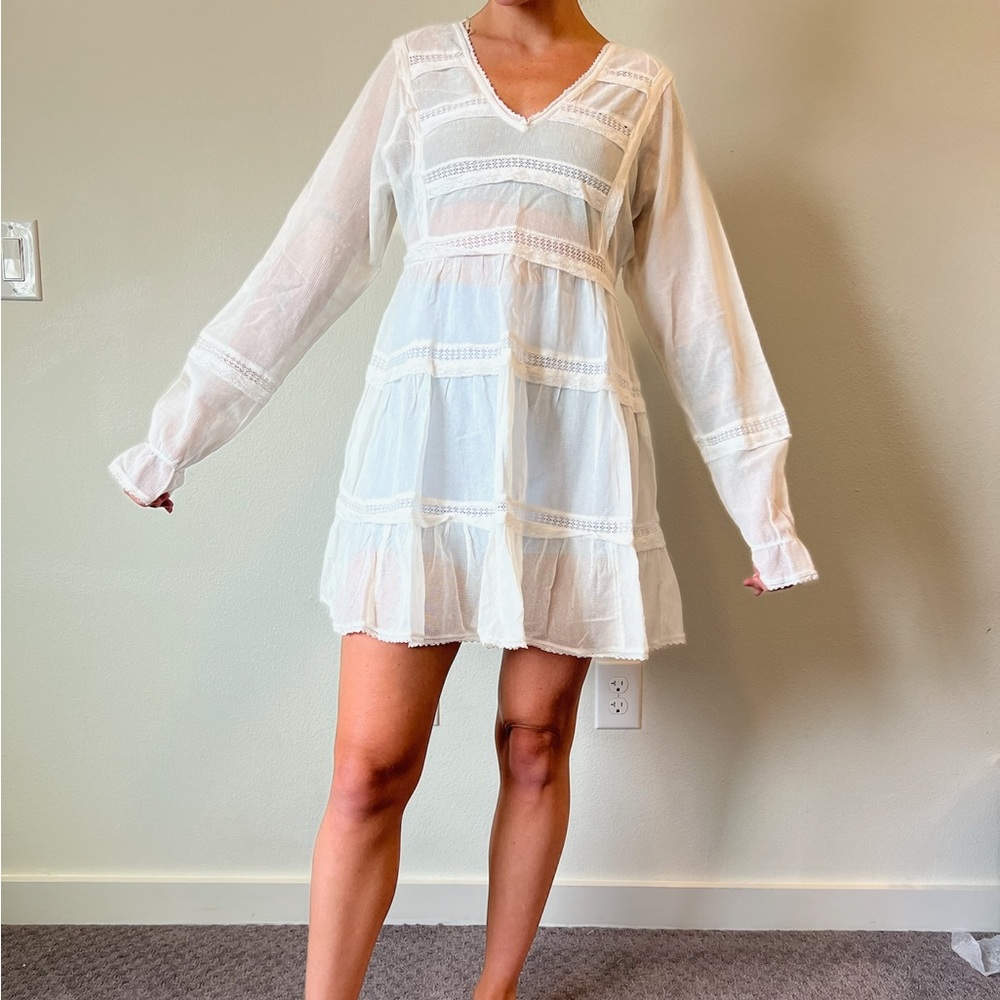 Free people - long sleeve mesh white dress - size XSMall